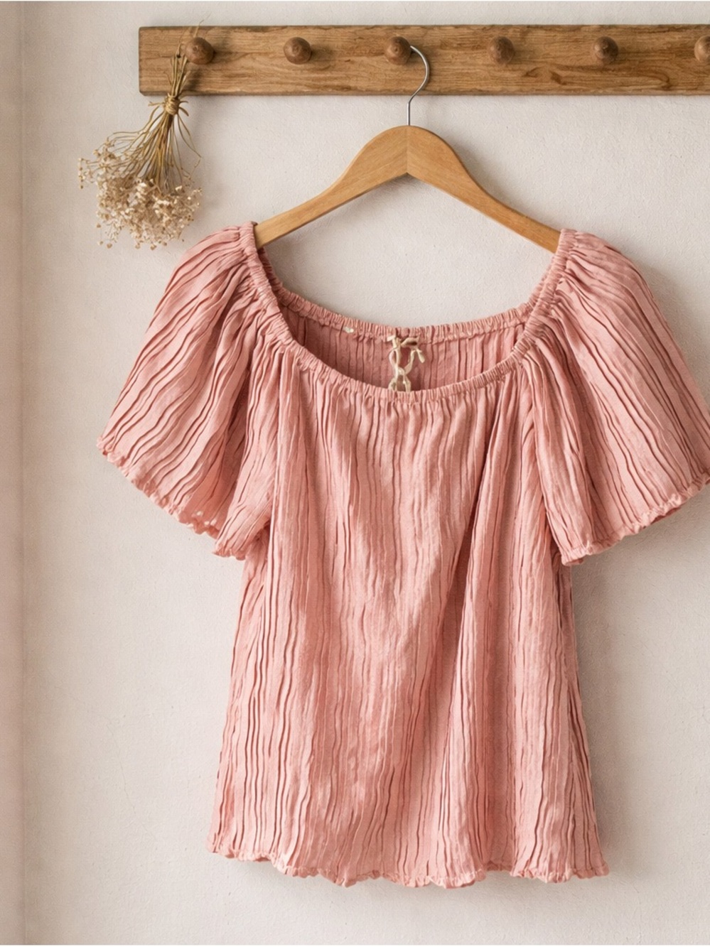 NWT Grace+EMMA Women's Pink Crinkle Peasant Top -